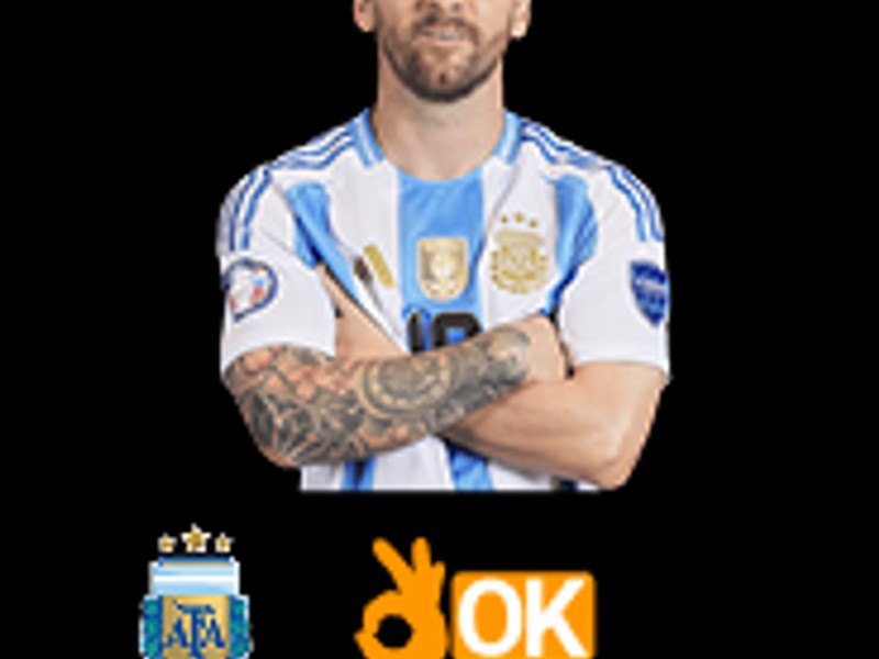 Quả bóng đá trên sân cỏ xanh mướt, tượng trưng cho cá cược bóng đá GA888.